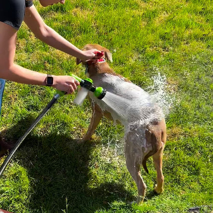StressFree Hondendouche™ | Gemakkelijke en Efficiënte Reiniging voor Jouw Hond | Zachte Waterstraal en Shampoedispenser | Ideaal voor Alle Hondenmaten