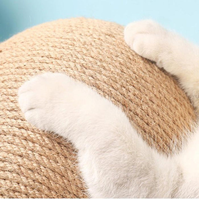 KittyBall™ | Vermaakt katten en beschermt meubels tegen krassen | Sisaltouw Design | Ideaal voor actieve katten | 16x12x18 cm