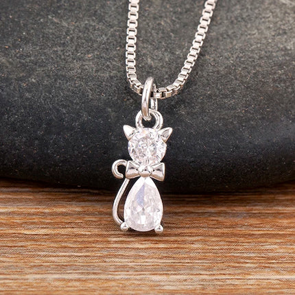 NIDIN katten hanger ketting voor dames | Elegant luxe design | Zirkonia steentjes | Verstelbare goud/zilver  | Leuk cadeau | Fijn gepolijst | Mode sieraden 45+5cm