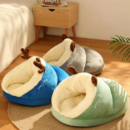 Folding Dog Bed | Breathable Coral Fleece | Slipper Shape | Warm Winter Option | Comfort for Small Dogs | Easy to Fold | Washable Material | Suitable for Home and Travel