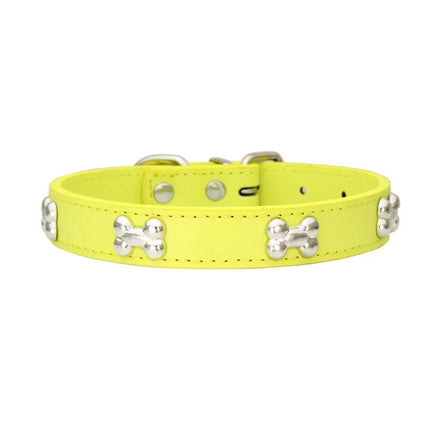 Luxe Kunstleren Halsaccessoire voor Huisdieren met Metalen Botdetails | Verstelbaar en Comfortabel | Geschikt voor Honden en Katten