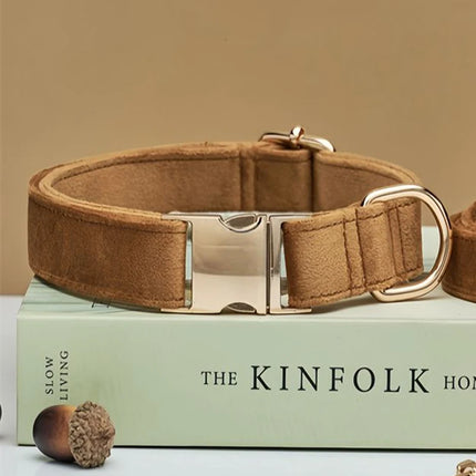 Fluwelen Hondenhalsband Ritssluitset | Gepersonaliseerd | Meerdere Kleuren | Bruin Grijs Wit | Metalen Gesp | Hondenriem | Bruiloft Geschikt