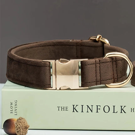 Fluwelen Hondenhalsband Ritssluitset | Gepersonaliseerd | Meerdere Kleuren | Bruin Grijs Wit | Metalen Gesp | Hondenriem | Bruiloft Geschikt