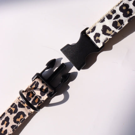 Luipaardprint Halsband en Riem voor Honden | Verstelbaar en Duurzaam Nylon | Gepersonaliseerd met Hondenaam | Comfortabele en Veilige Pasvorm