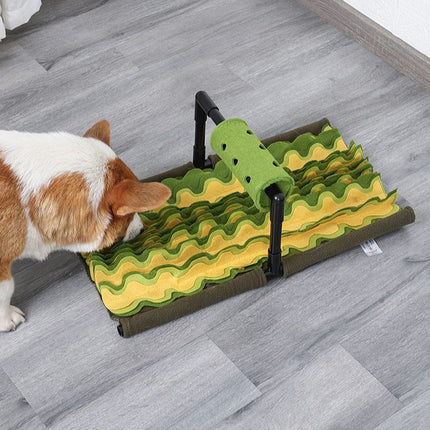 Mat voor Langzaam Voeren | Interactieve Snuffelmat | Mentale Stimulatie | Hondvriendelijk Design | Eenvoudig Schoon te Maken | Bevordert Spijsvertering | Vermindert Verveling | Duurzame Materialen | 58x33x23 cm | Groen