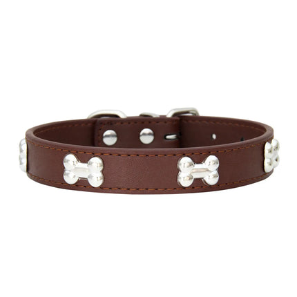 Luxe Kunstleren Halsaccessoire voor Huisdieren met Metalen Botdetails | Verstelbaar en Comfortabel | Geschikt voor Honden en Katten