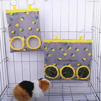 Hooizak voor kleine dieren | Hamster Konijn Cavia Voerhouder | Oxford Stof | Metalen Haak | Verspilling Verminderen | Kooihouder | Rood Groen Geel Oranje | Duurzame Kooivoeder Accessoires