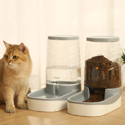 PetFlowMate automatische voer- en waterdispenser voor huisdieren | Gezonder eet- en drinkschema | Antislip | Voorkomt morsen | Non-toxisch plastic | Tijdbesparend voor huisdiereigenaren